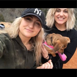 Meet your Posher, Katelyn